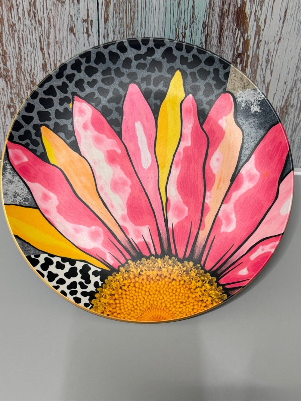 Vibrant Pink Floral Wall Art Plate